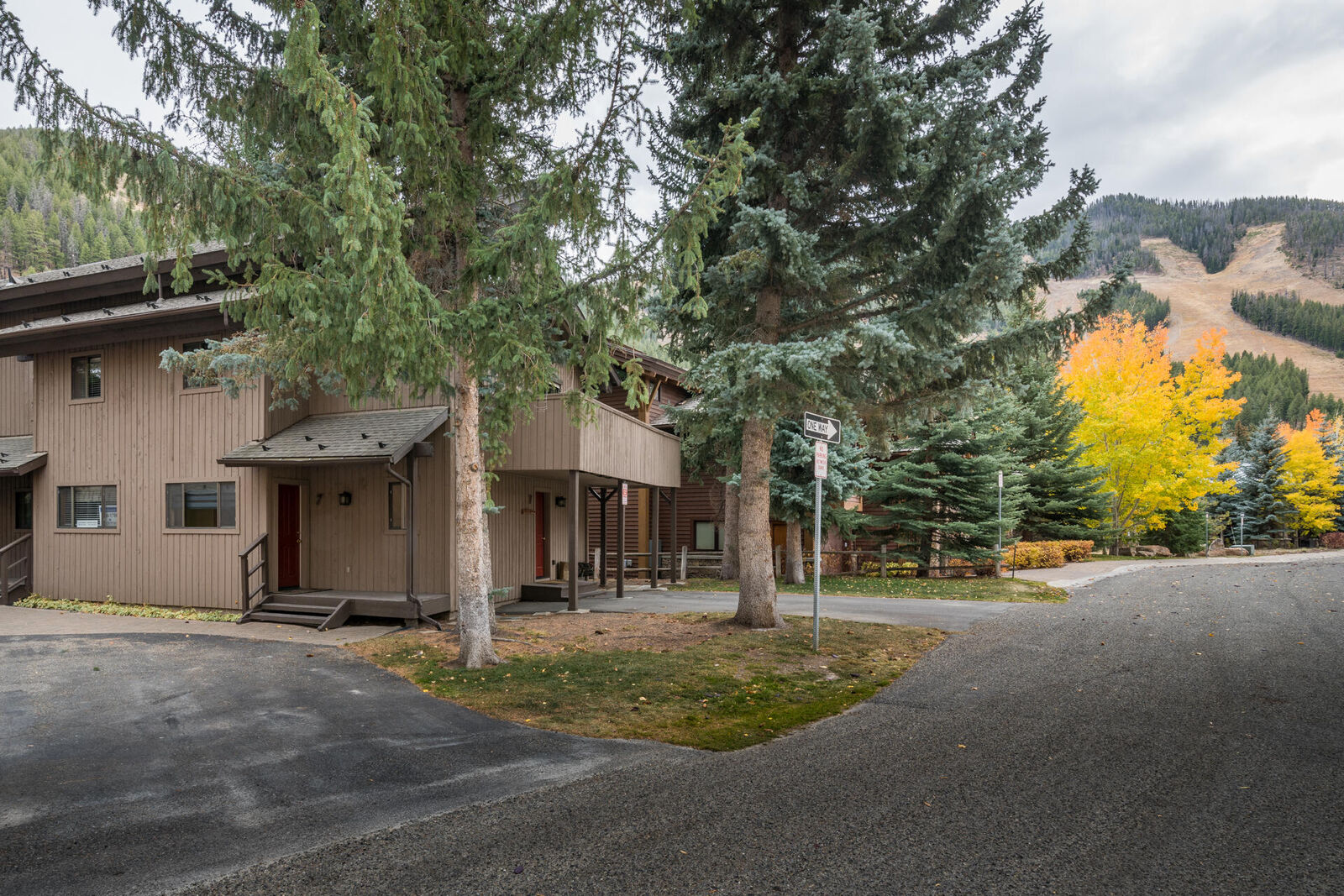 Property Photo:  218 Skiway Dr 7  ID 83340 