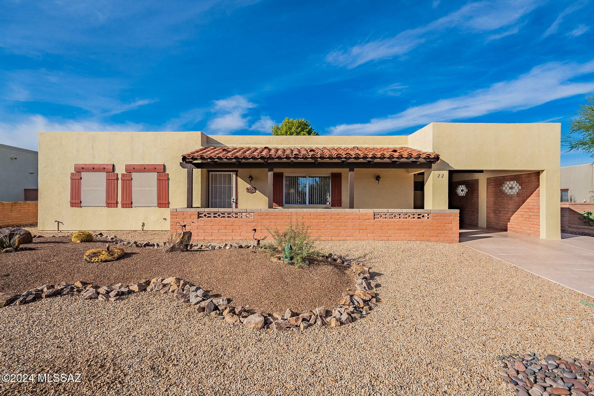 Property Photo:  22 W Paseo Del Chino  AZ 85614 