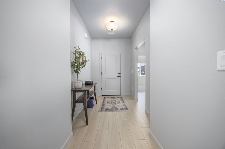 Property Photo:  3646 Morningside Pkwy  WA 99352 