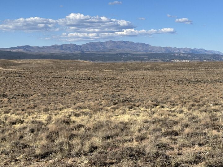 Property Photo: 2455 E Cale Rd UT 84759