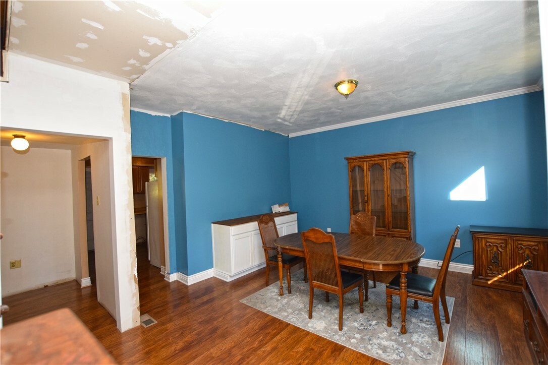 Property Photo:  541 Stewart Street  PA 15145 