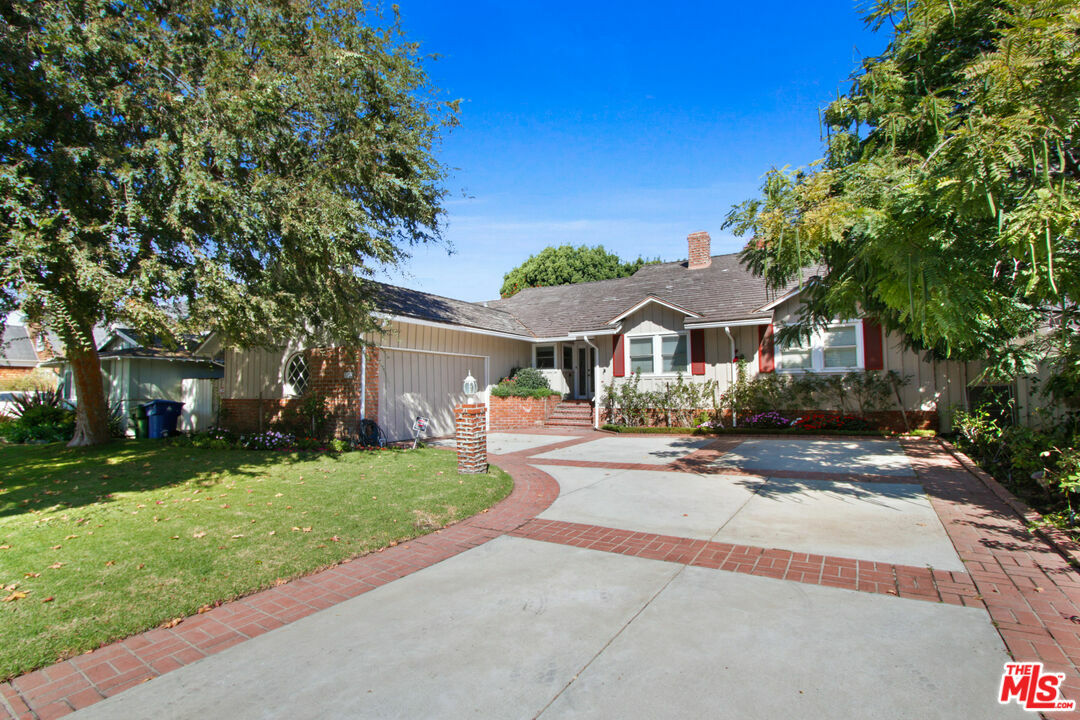 Property Photo:  3320 Patricia Ave  CA 90064 