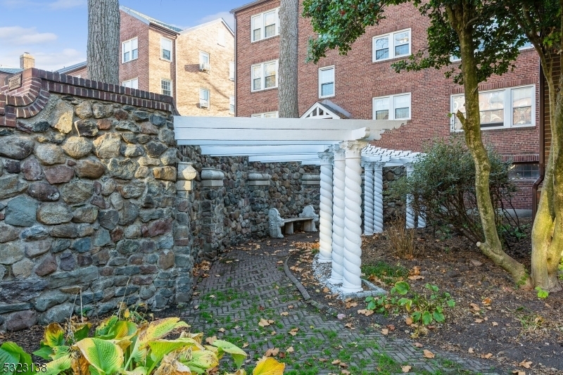 Property Photo:  217 Prospect Ave 1-2A  NJ 07016 