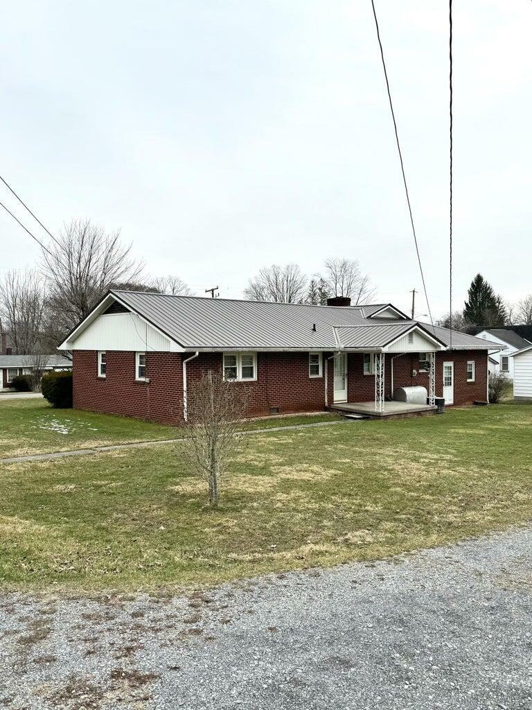 Property Photo:  93 7th St  WV 25984 