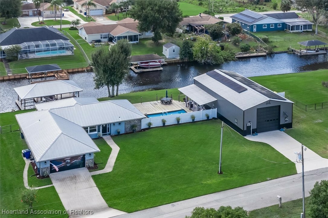 Property Photo:  127 Citrus Road NE  FL 33852 