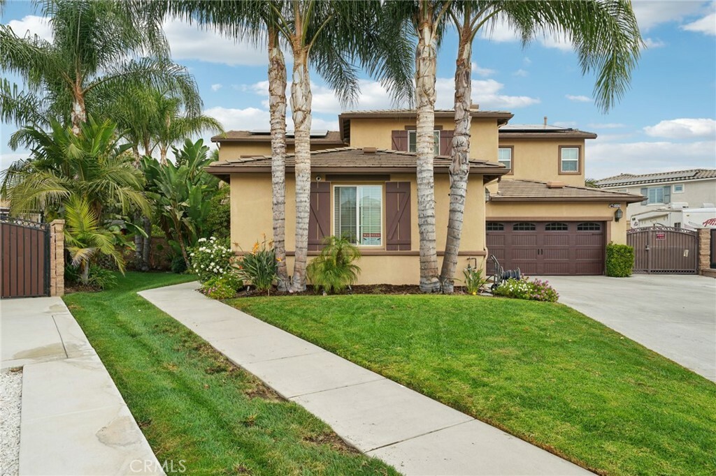 Property Photo:  13420 Running Deer Circle  CA 92880 