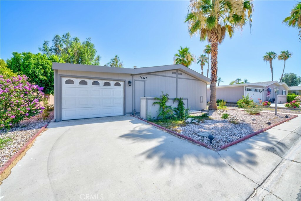 Property Photo:  74374 Zircon Circle E  CA 92260 