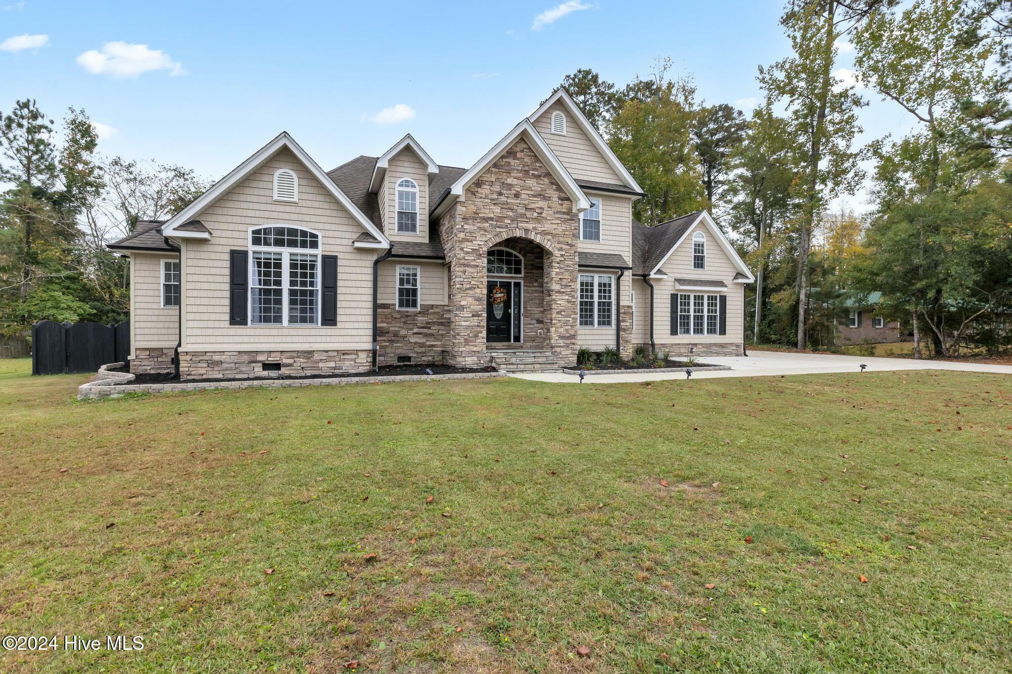 Property Photo:  2350 Country Club Road  NC 28546 