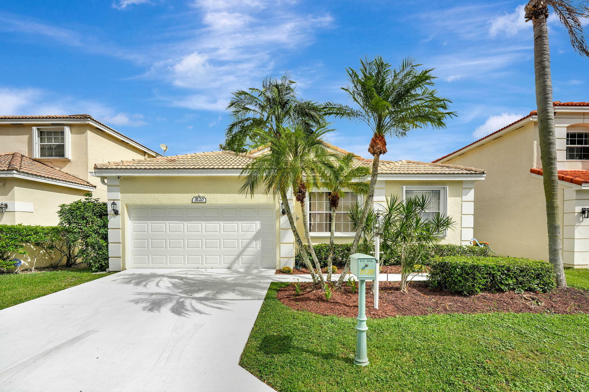 Property Photo:  3120 Bayberry Way  FL 33063 