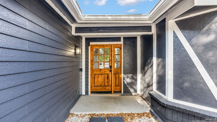 Property Photo: 7935 Sonny Rdg TX 78244