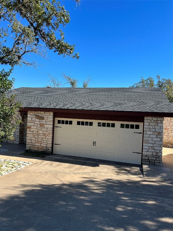 Property Photo:  5511 Arroyo Road  TX 78734 