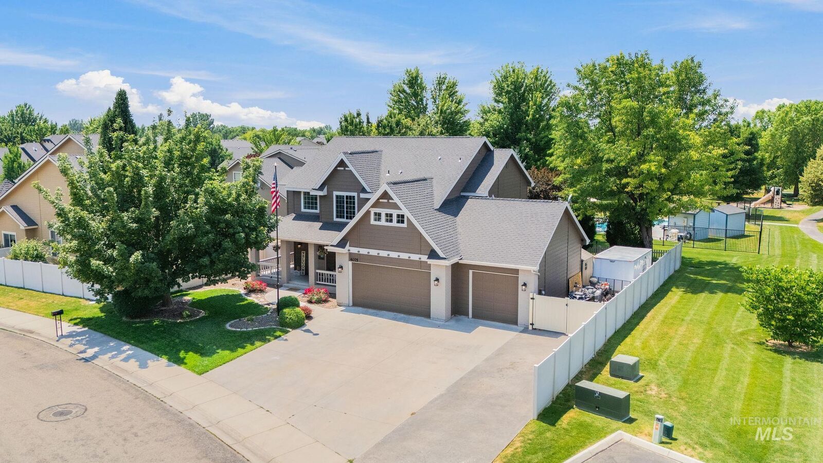 Property Photo: 4075 Kilberry ID 83642