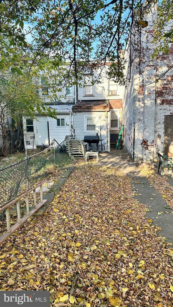 Property Photo:  33 Kirkbride Avenue  NJ 08638 