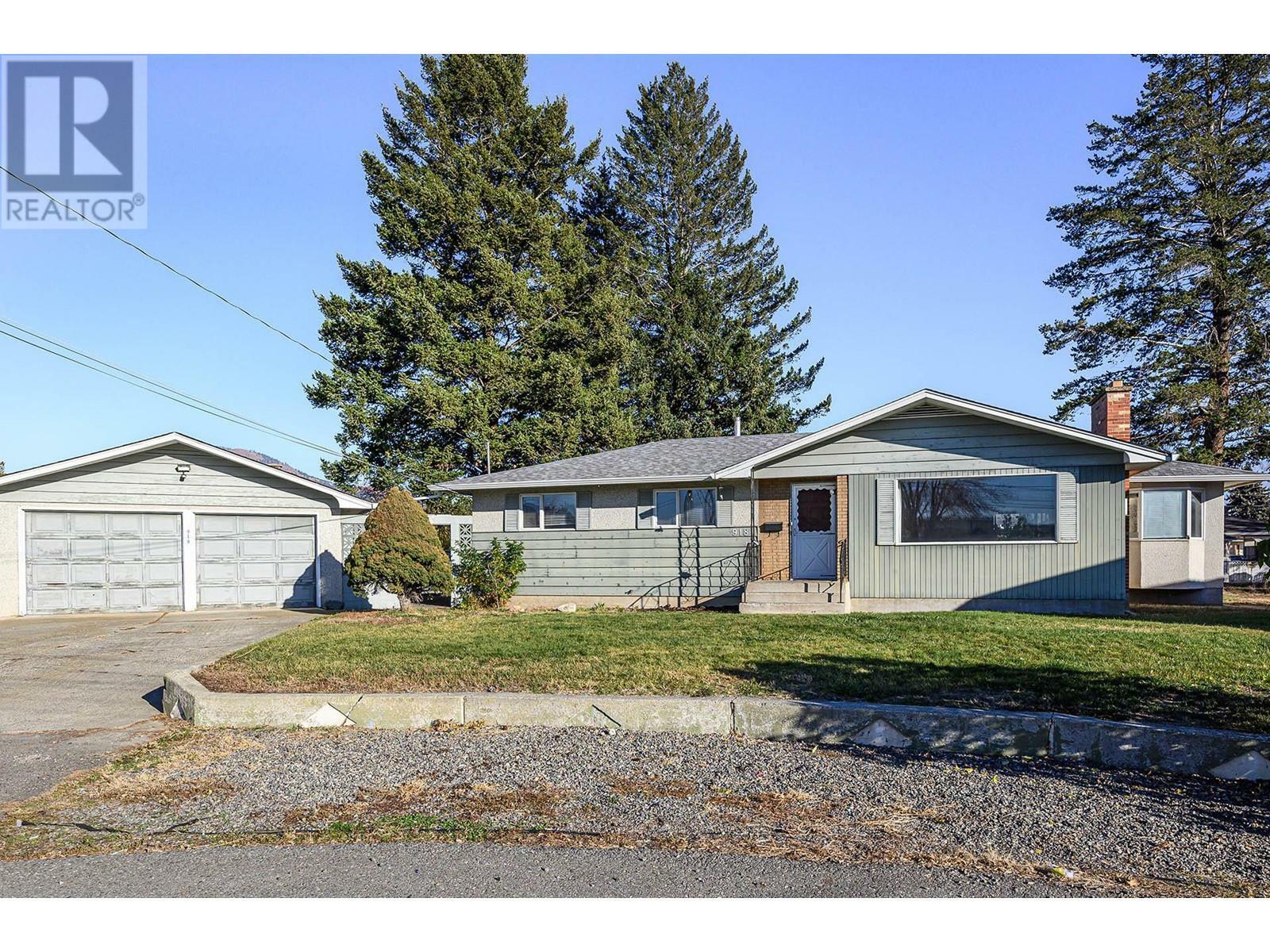 918 Kirkland Place  Kamloops BC V2B 3Y6 photo