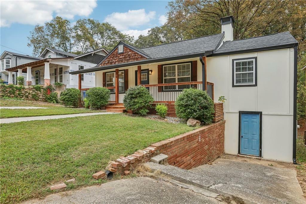 Property Photo:  20 S Eugenia Place NW  GA 30318 