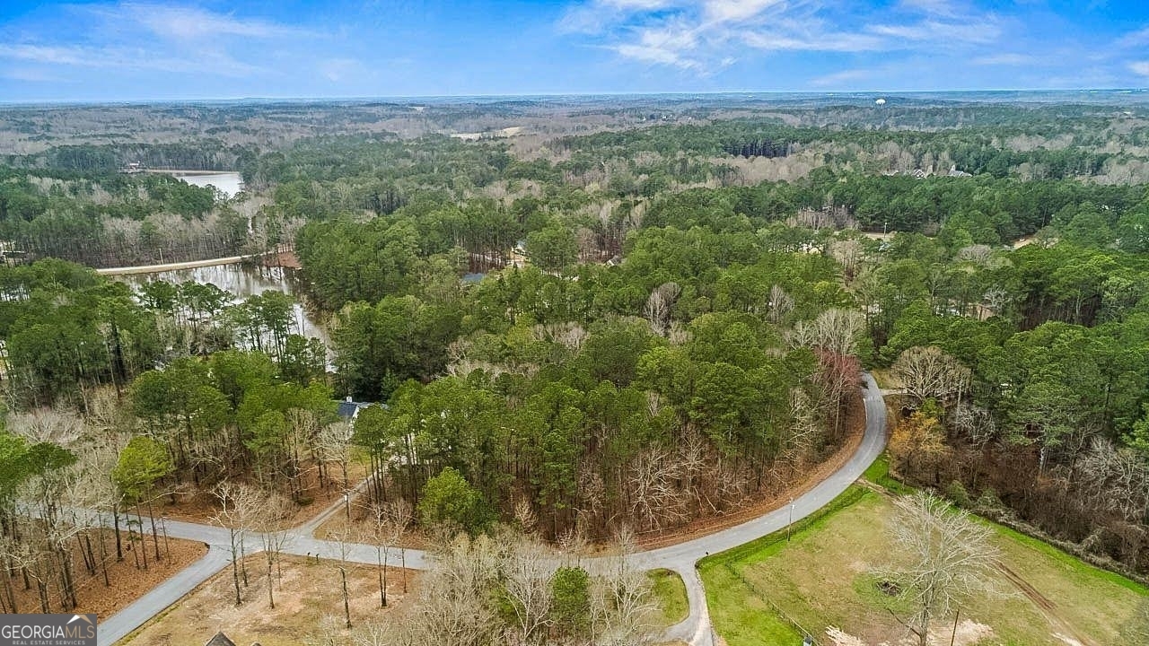 Property Photo:  635 N Lake Circle  GA 30054 