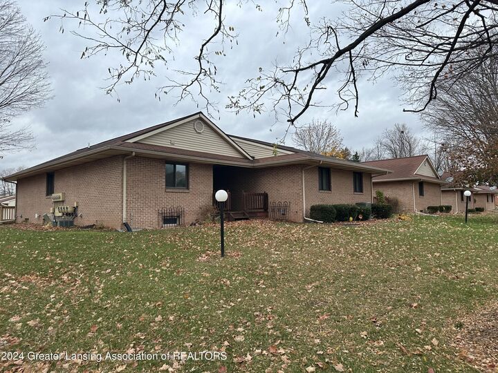 235 Bonnie Brook Drive  Charlotte MI 48813 photo