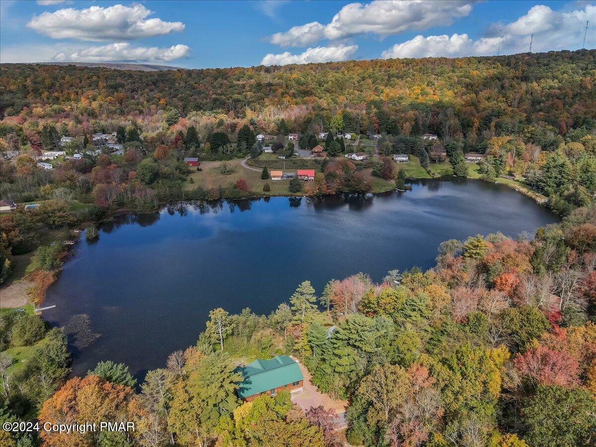 Property Photo:  20 Lakeside Road  PA 18661 