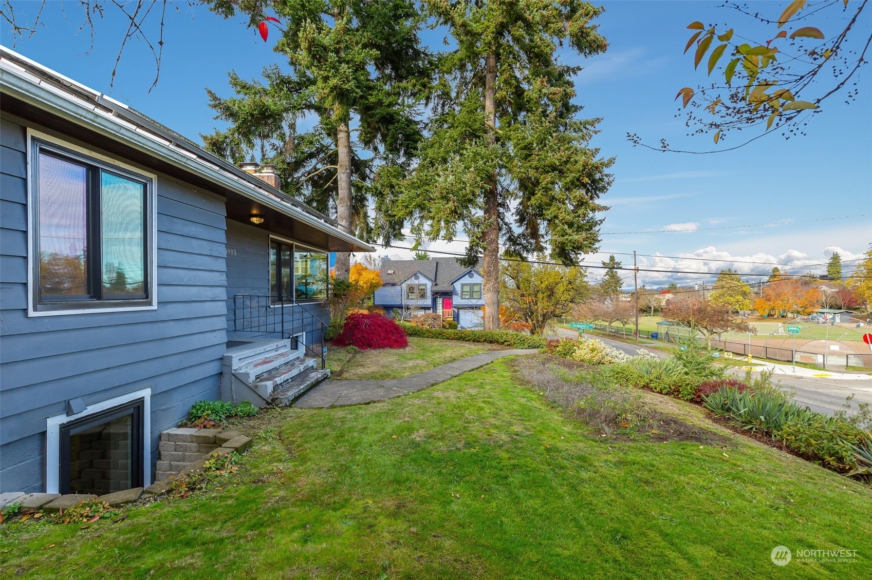 Property Photo:  4903  50th Avenue S  WA 98118 