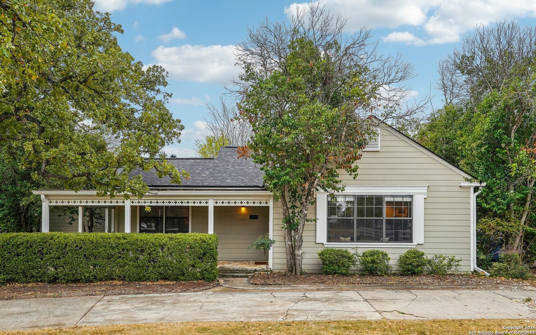 Property Photo:  913 Jackson Rd  TX 78028 