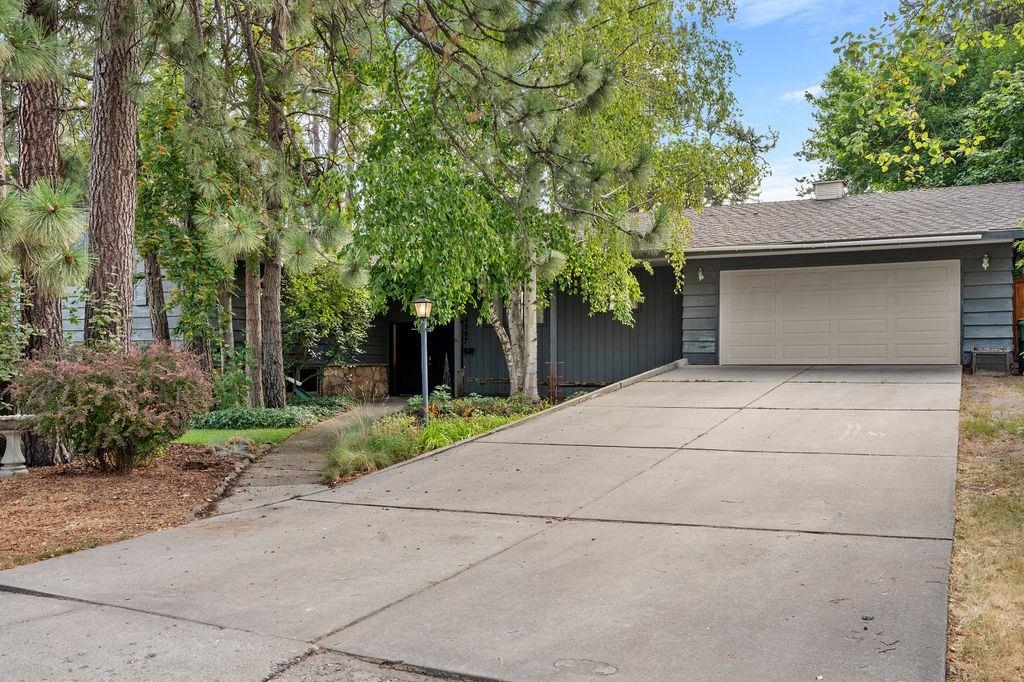 Property Photo:  4507 S Magnolia St  WA 99223 