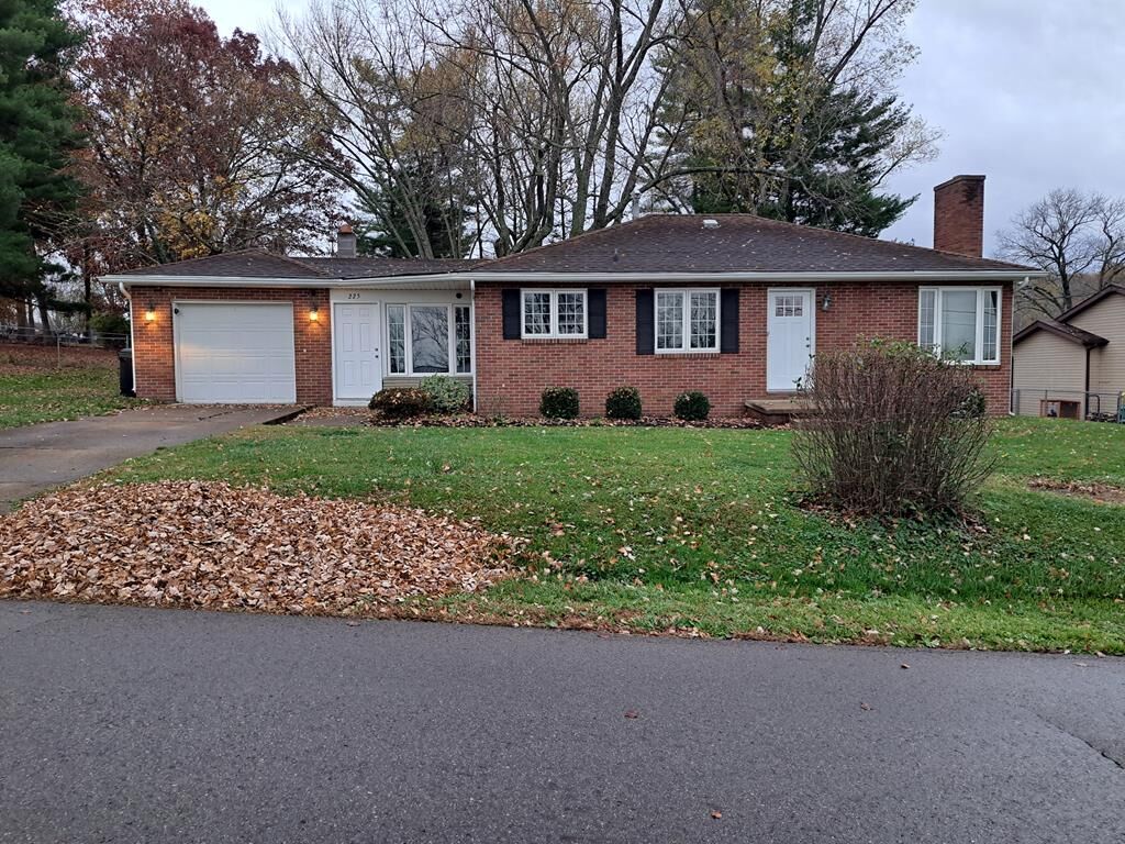 Property Photo: 225 Ralph Street OH 45640
