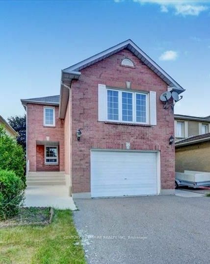 Property Photo:  34 Ducatel Cres  ON L1T 3B4 