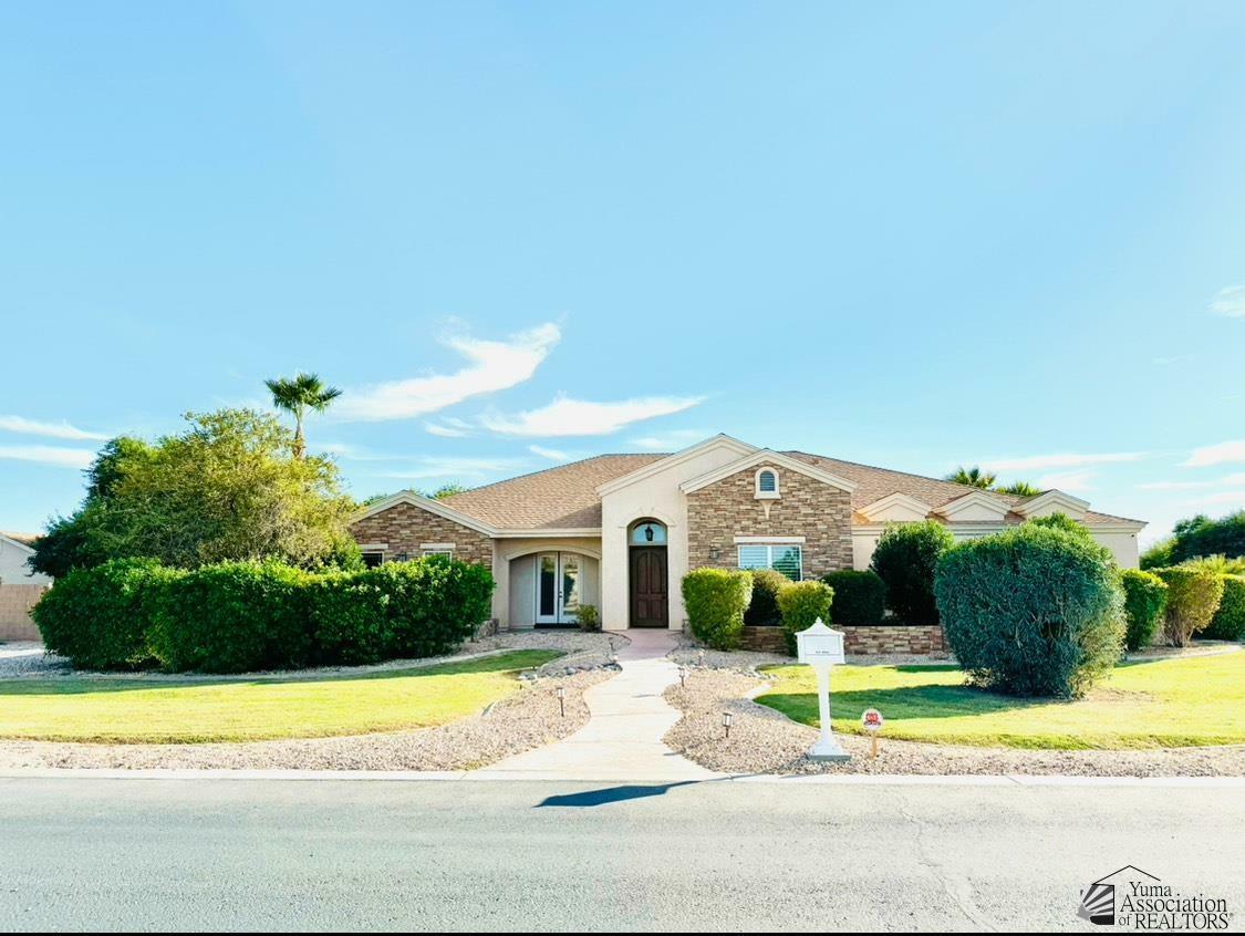 Property Photo:  4825 E 47 St  AZ 85365 