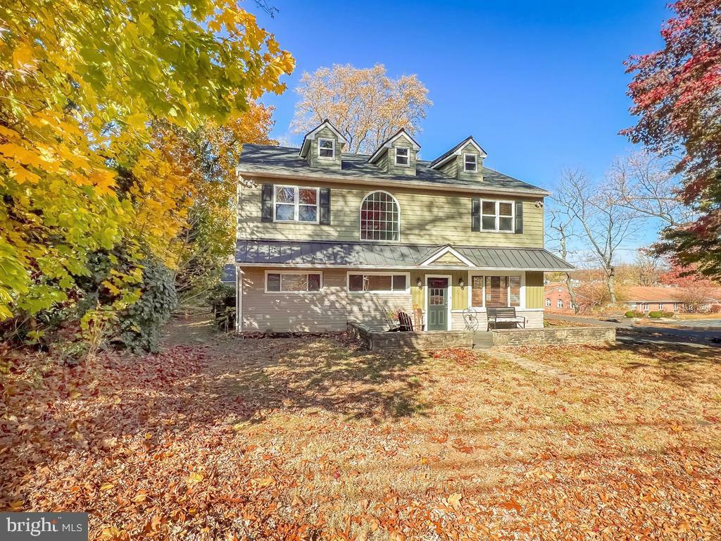 Property Photo:  1712 Buck  PA 19053 