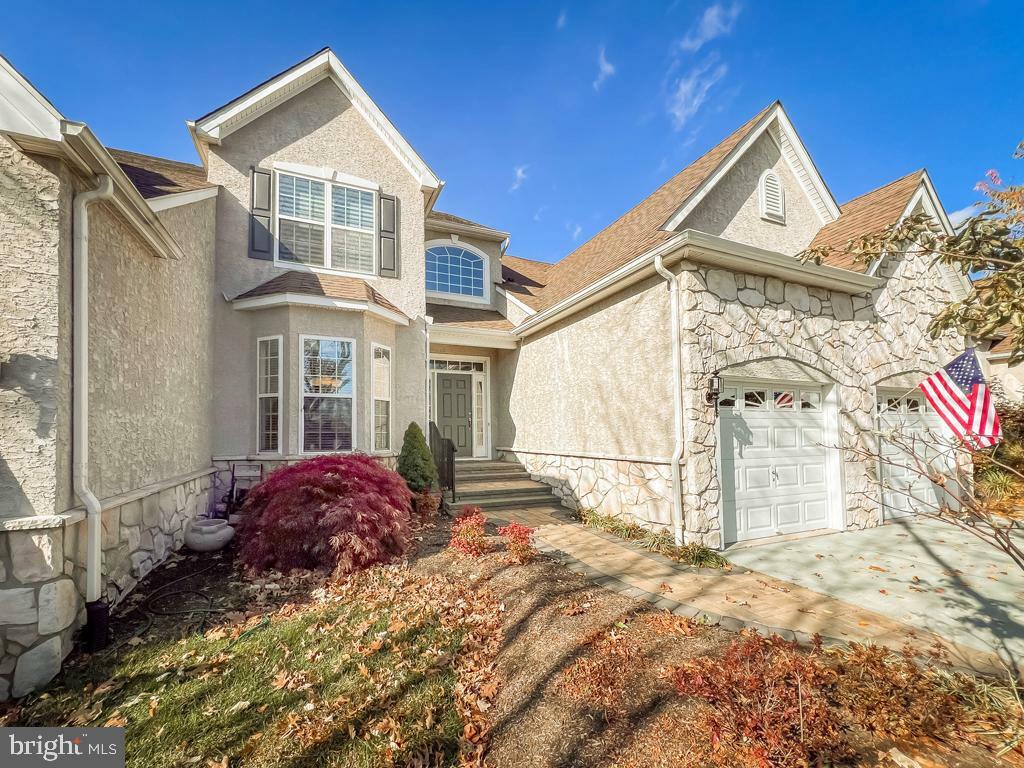 Property Photo:  19 Van Artsdalen Drive  PA 18977 