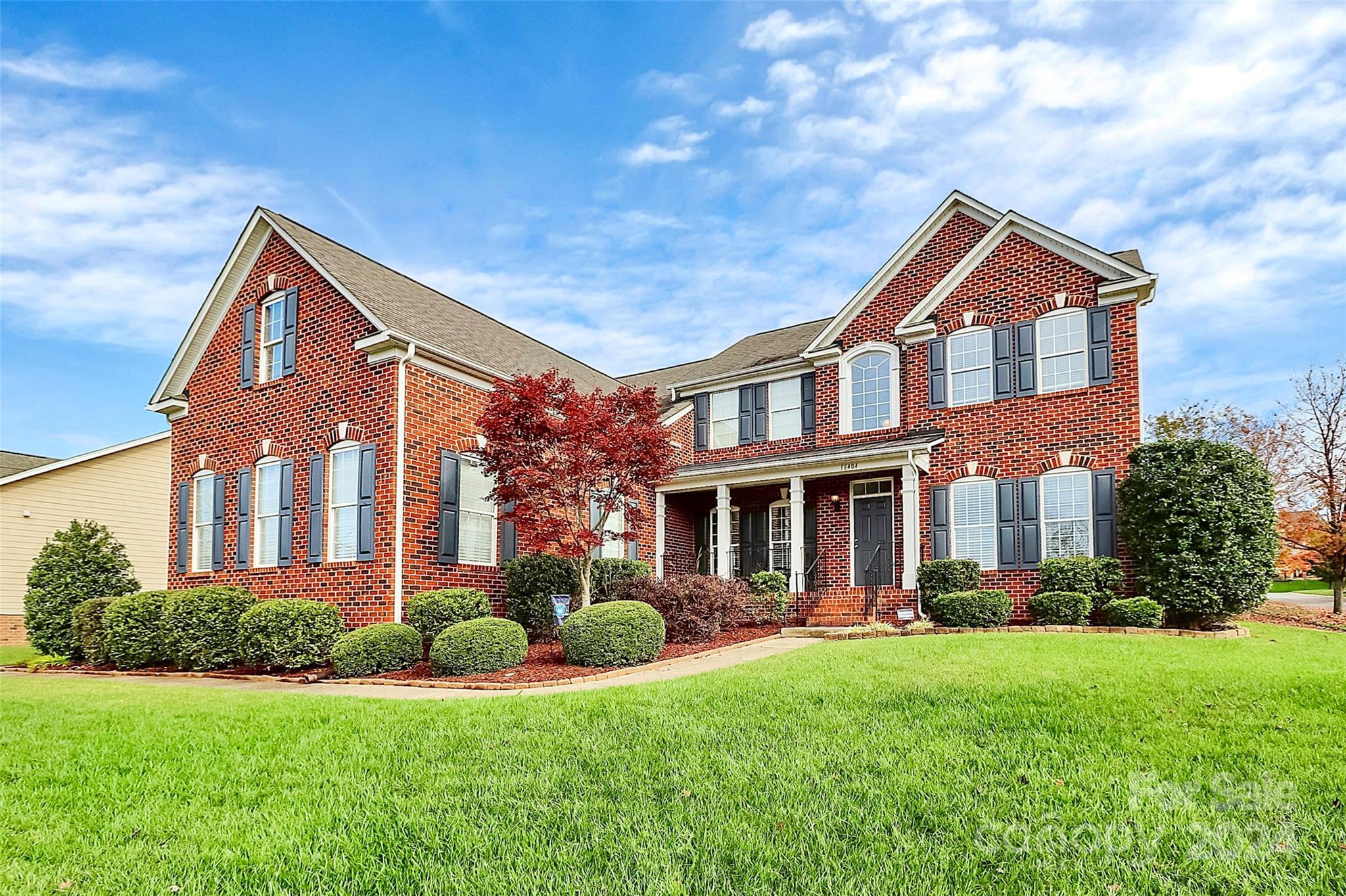 Property Photo: 16404 Grassy Creek Drive NC 28078
