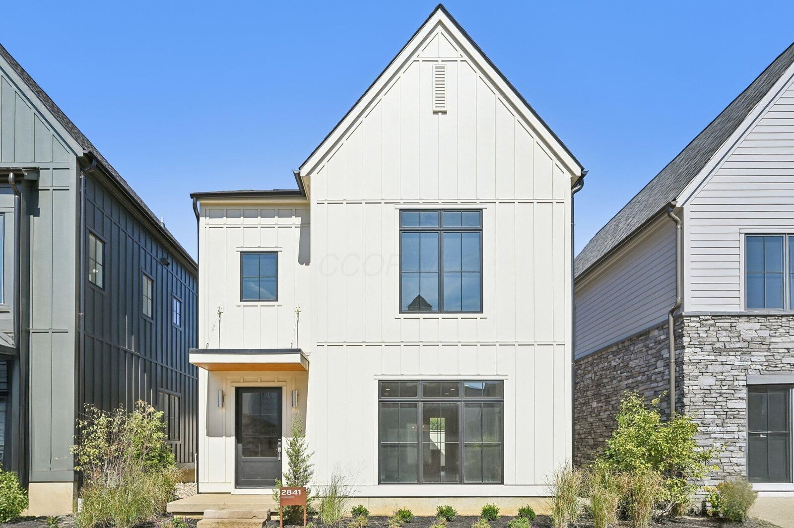 Property Photo: 2841 Katmai Drive OH 43228