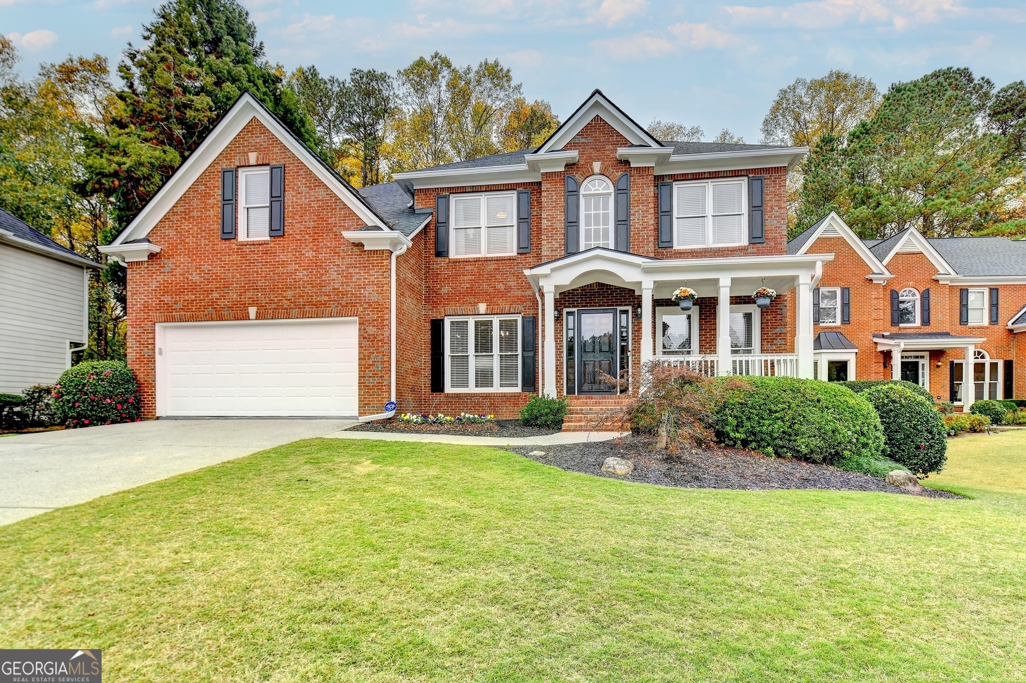 Property Photo: 12910 Meridian Crossing GA 30005