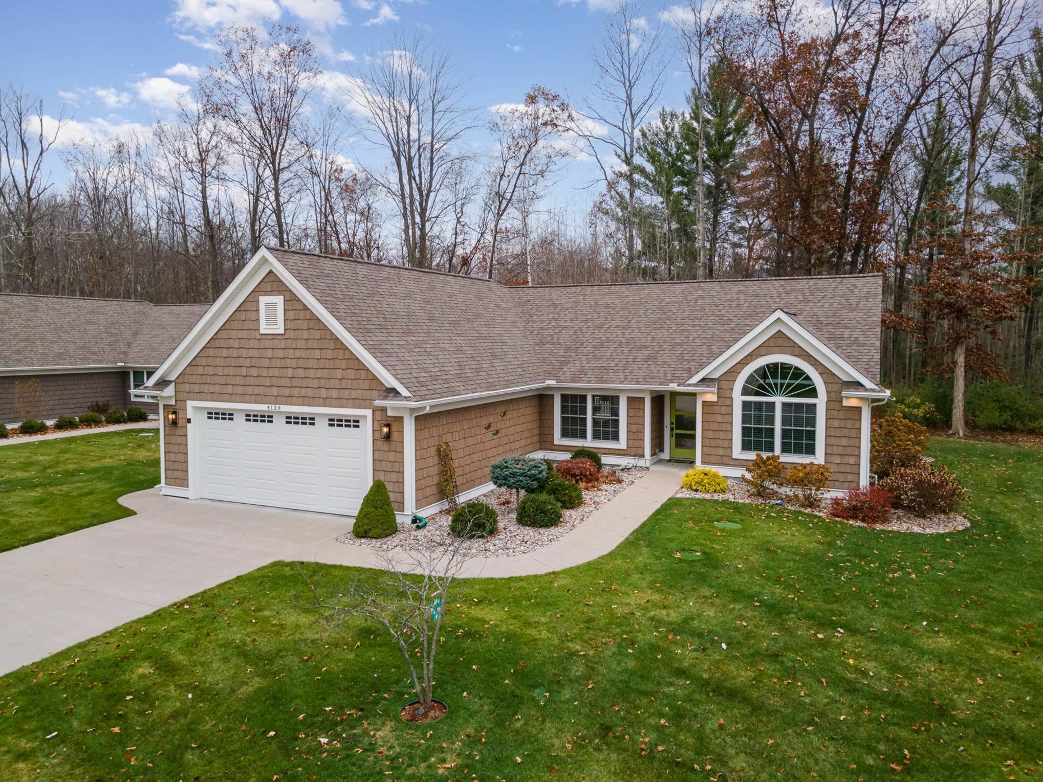 Property Photo:  4120 Pebble Creek  MI 48642 