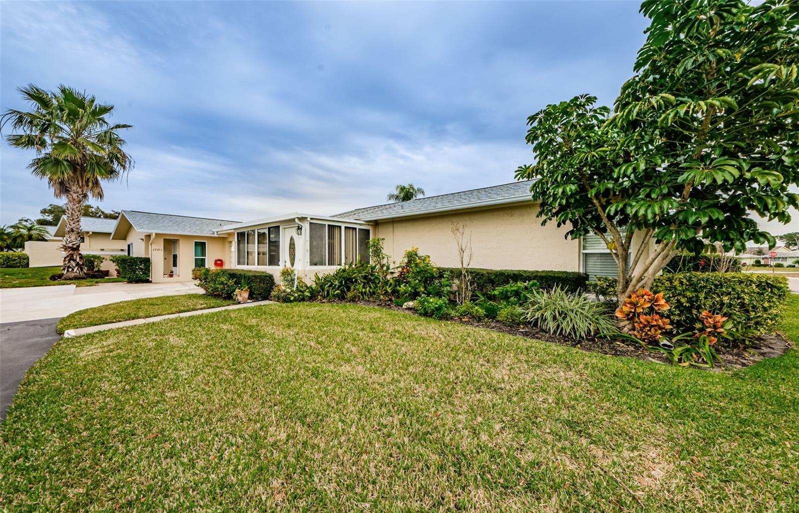 Property Photo:  2739 Sherbrooke Lane B  FL 34684 