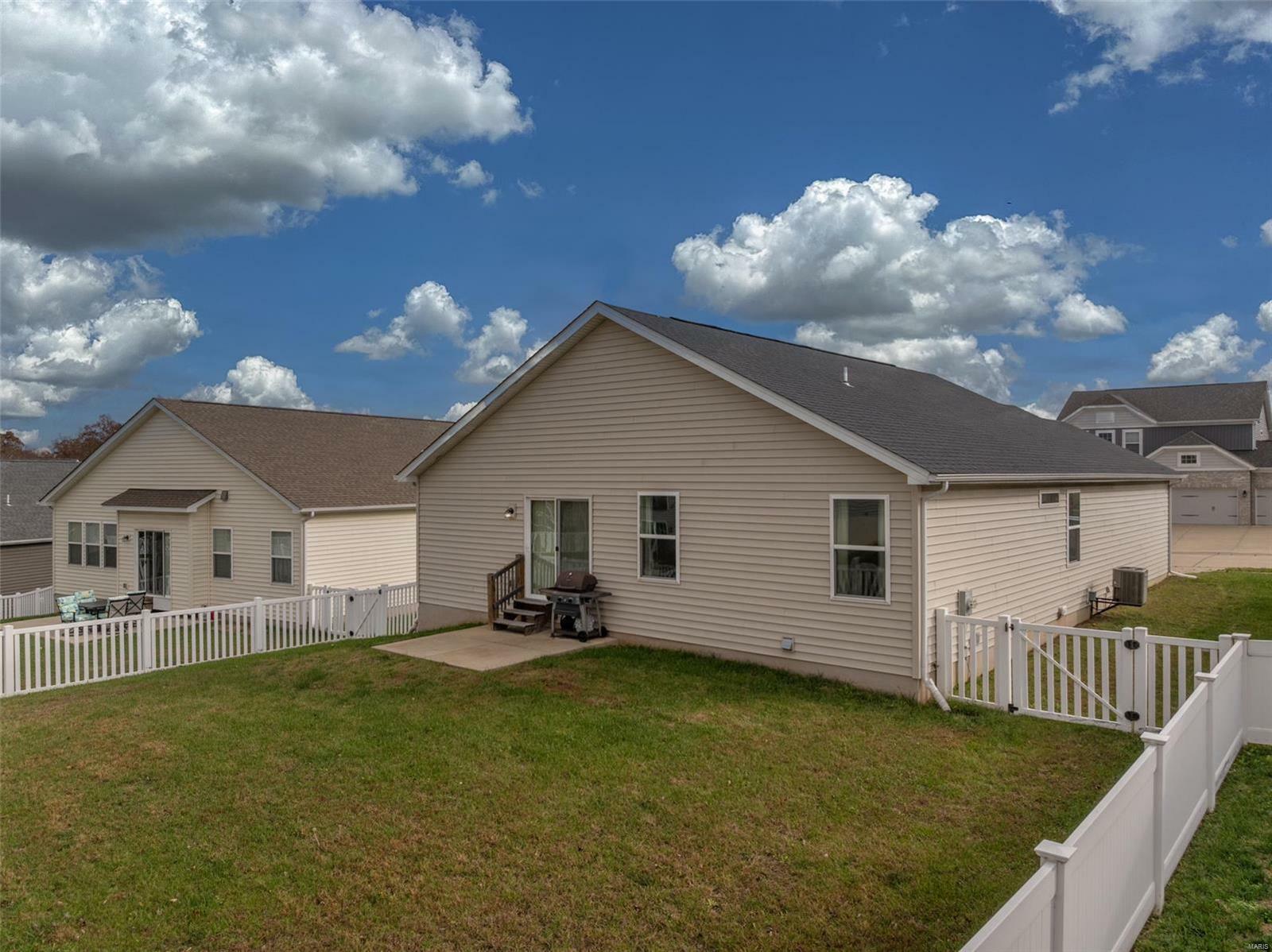 Property Photo:  746 Derby Way Drive  MO 63385 