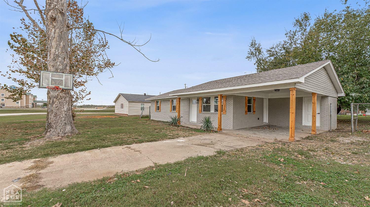 Property Photo:  3208 Hooper  AR 72112 