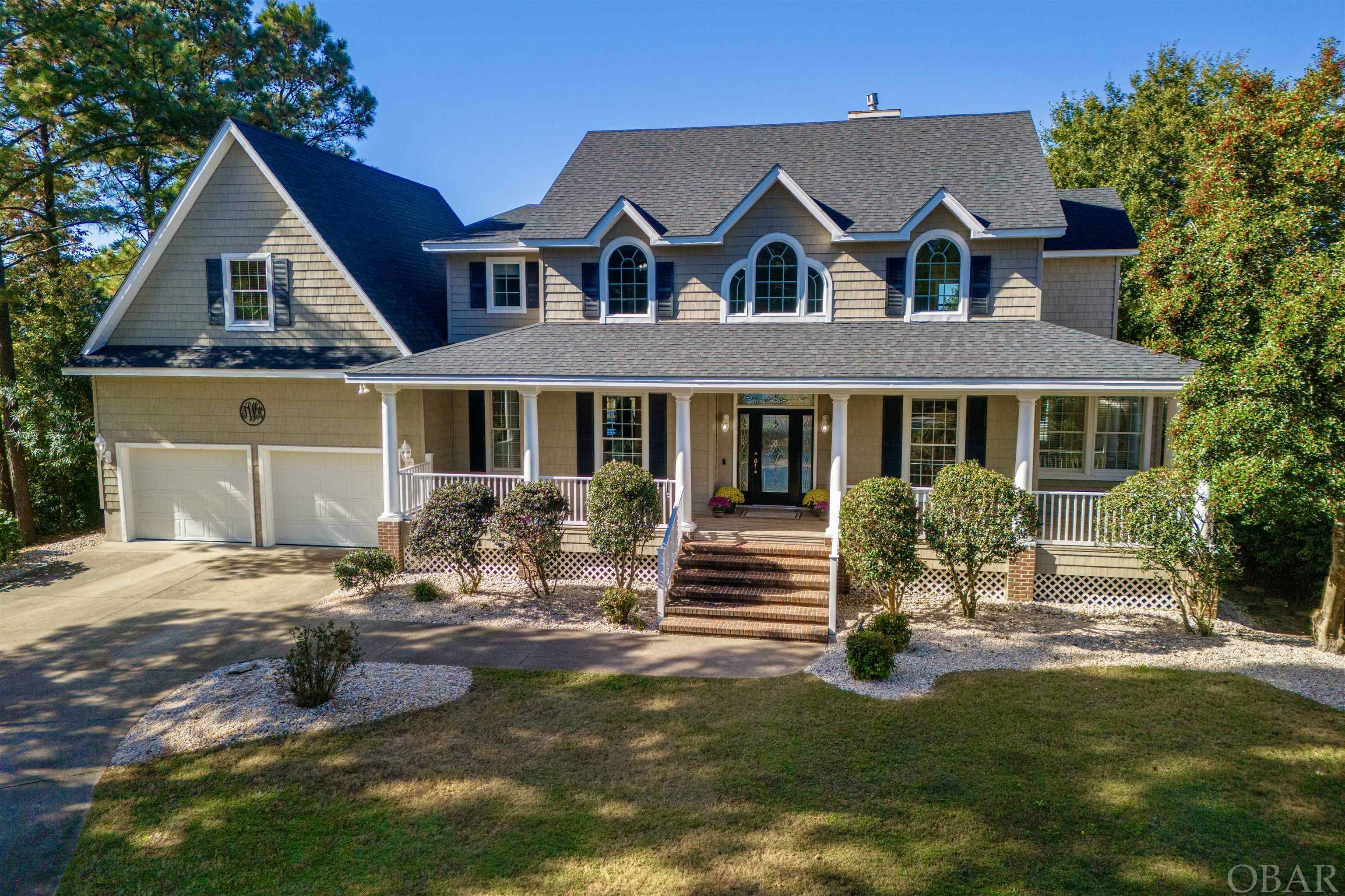 Property Photo:  1052 Martins Point Road  NC 27949 