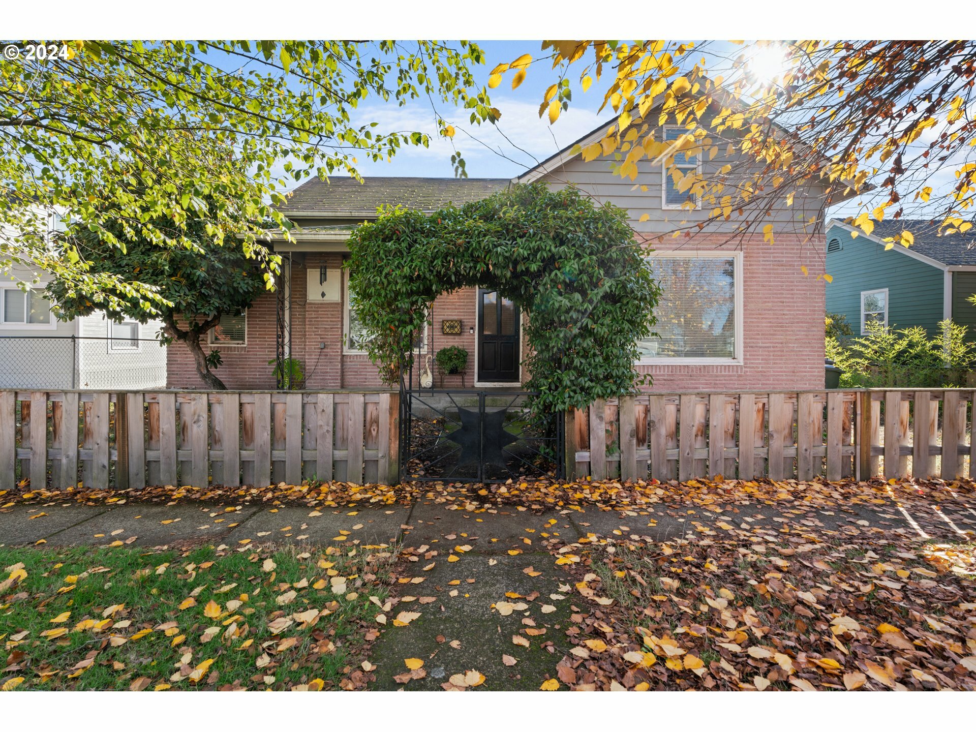 425 NW 3rd Ave  Canby OR 97013 photo