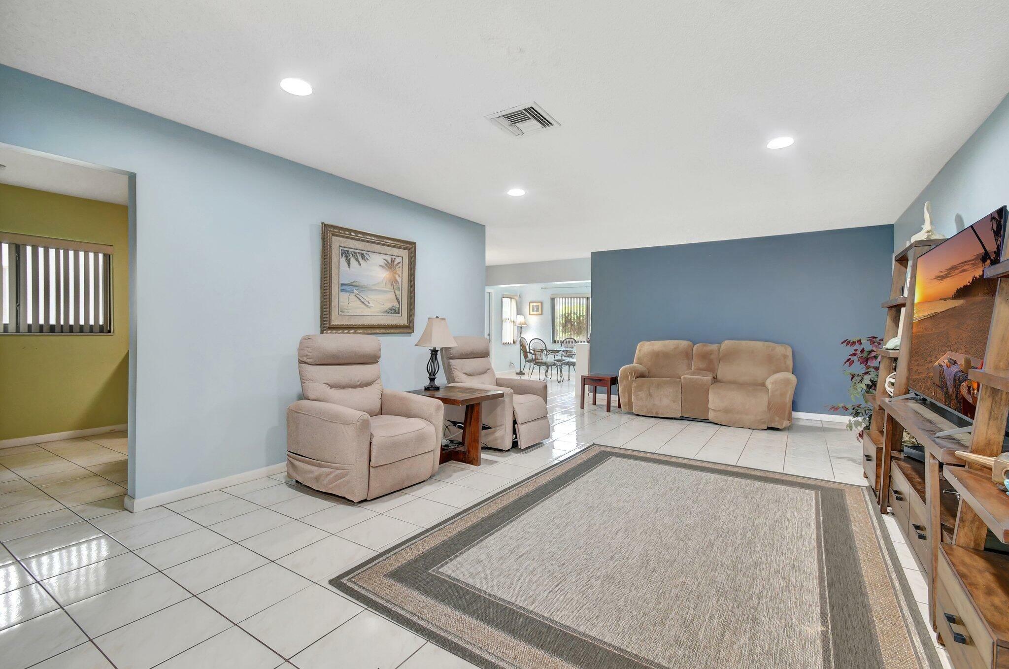 Property Photo:  1687 SW 20th Terrace  FL 33442 