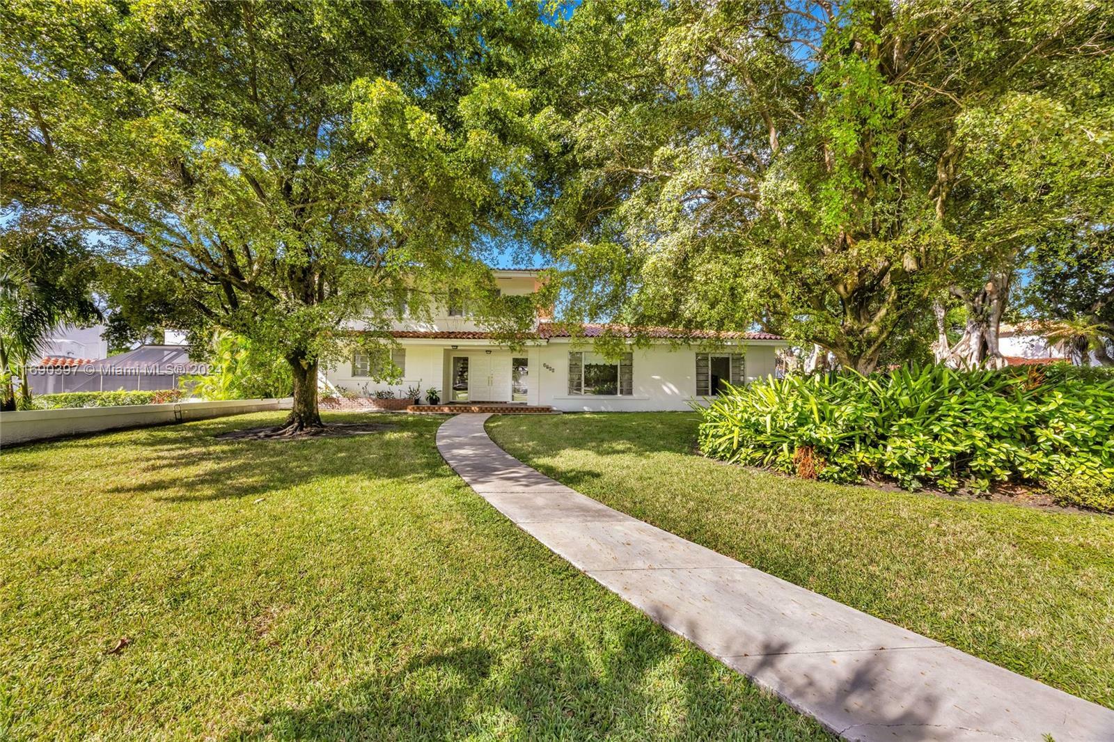 Property Photo:  2700 Granada Blvd  FL 33134 