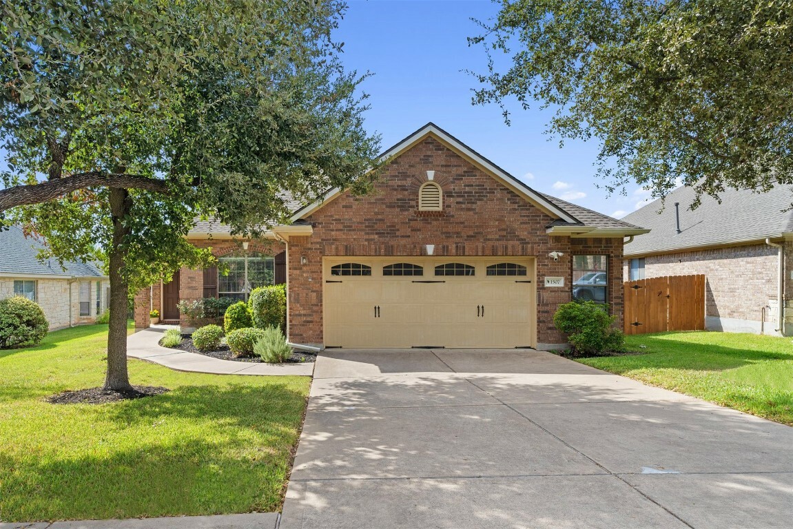 Property Photo:  1507 Orchard Falls Drive  TX 78613 