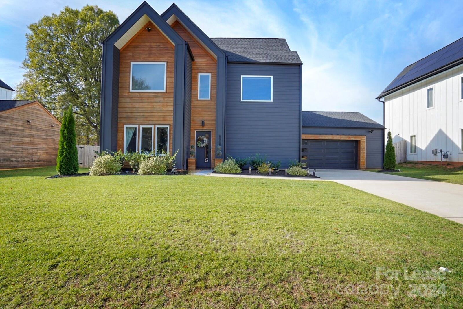 Property Photo:  5908 Pepper Bush Lane  NC 28212 