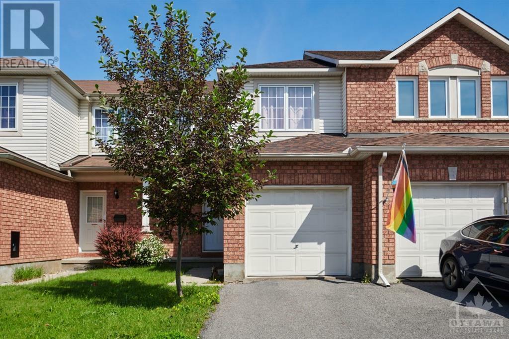 8 Calaveras Avenue  Ottawa ON K2J 4Z8 photo