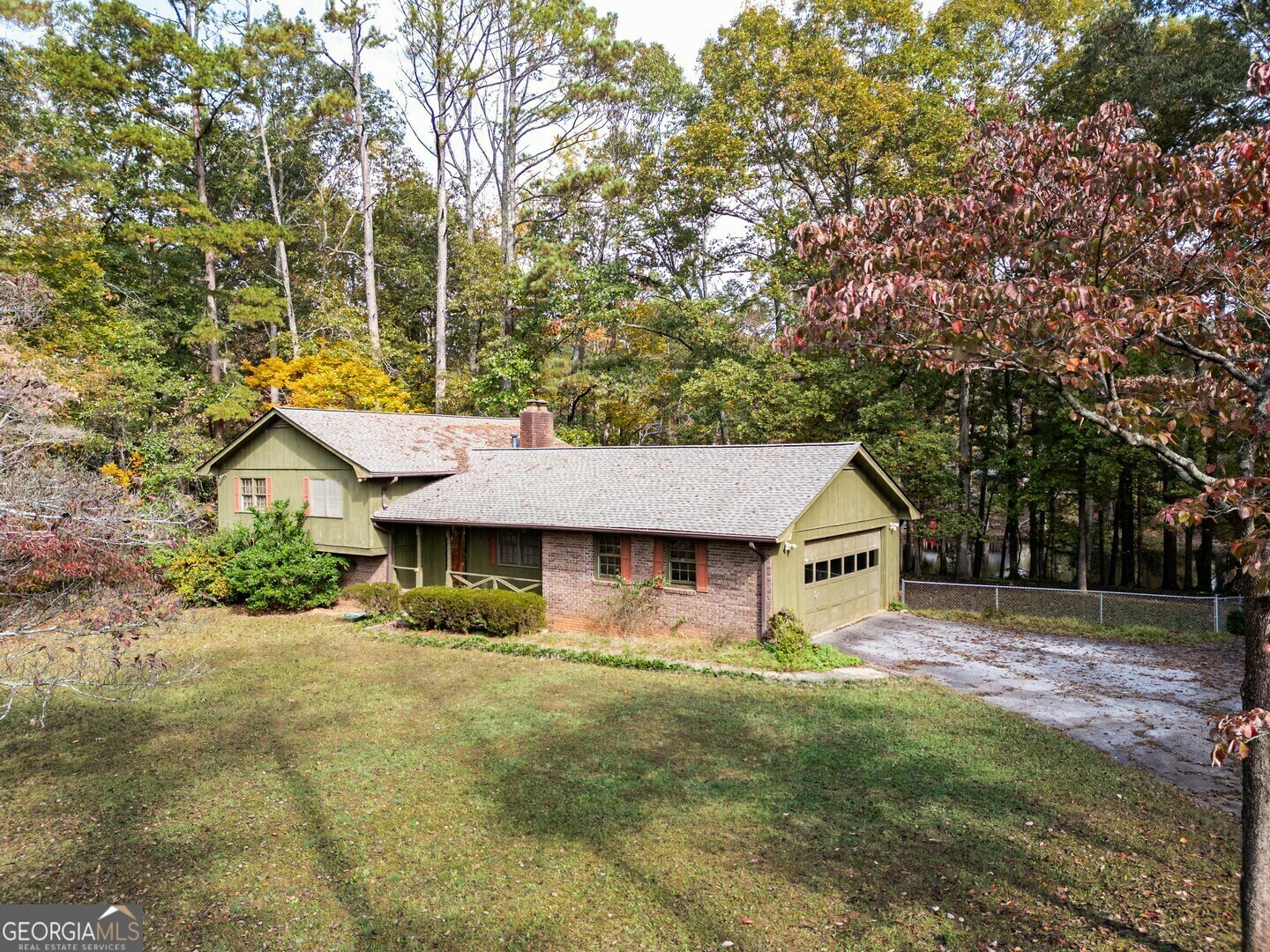 Property Photo:  24 Meadow Lane  GA 30014 