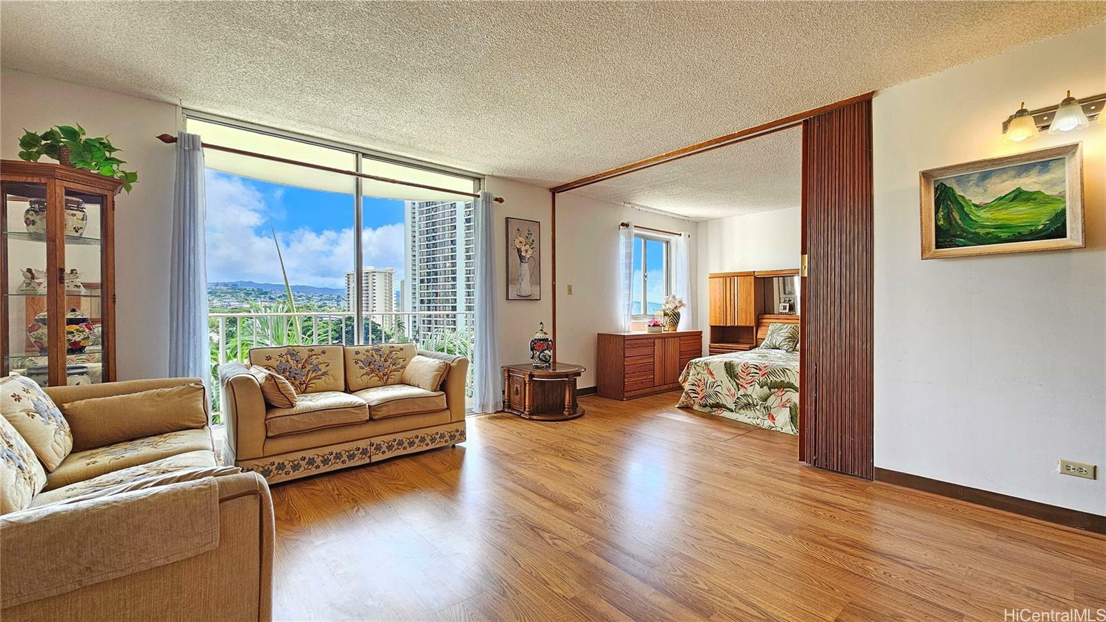 Property Photo:  98-1038 Moanalua Road 7-907  HI 96701 