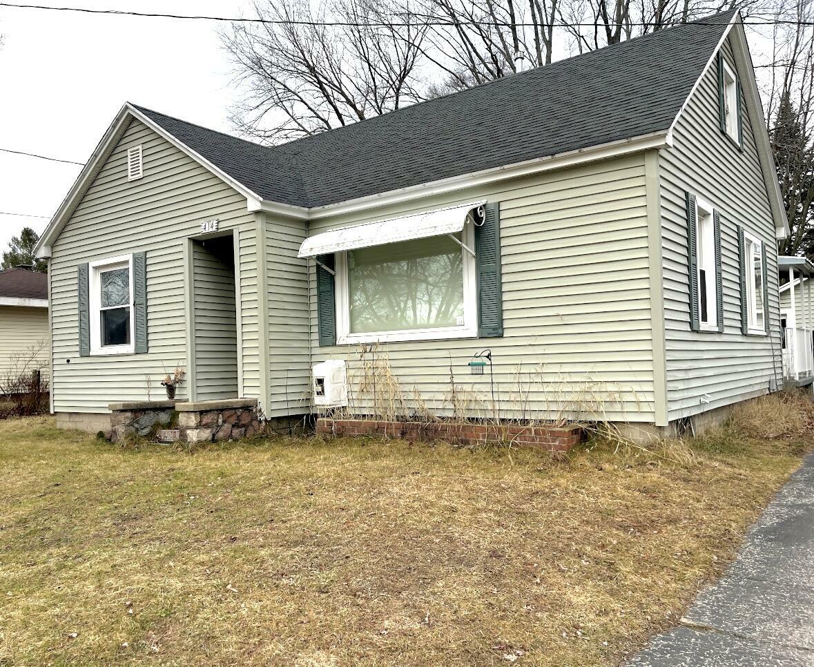 Property Photo: 414 E Church Avenue MI 49677