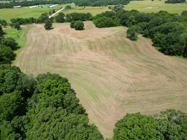 Property Photo: 9786 Eldson Drive AR 72722