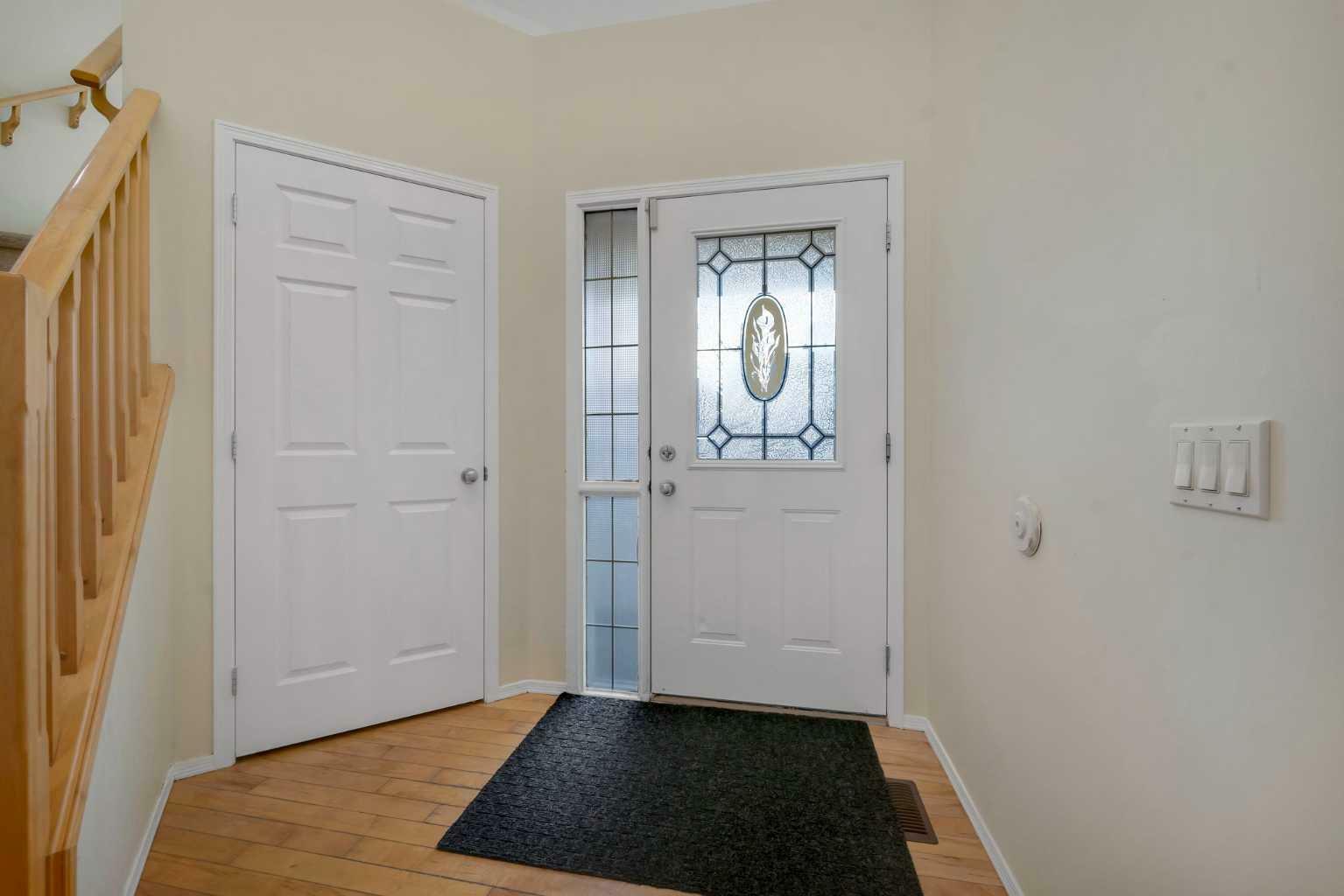 Property Photo:  143 Brightondale Crescent SE  AB T2Z 4K1 