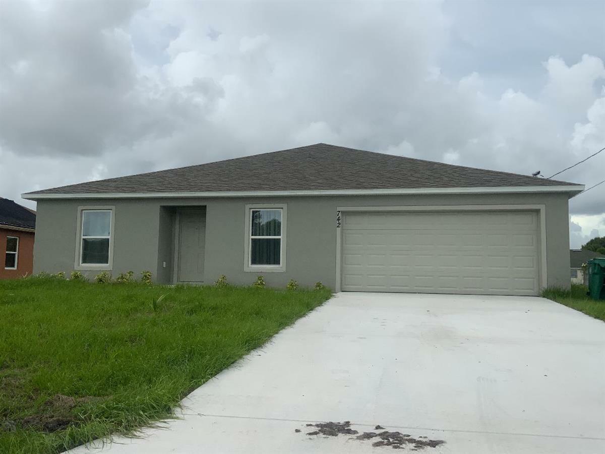 742 SW Saragossa Avenue  Port Saint Lucie FL 34953 photo